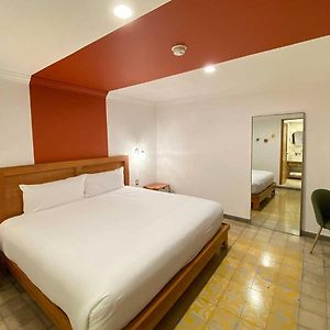 Superior King Suite